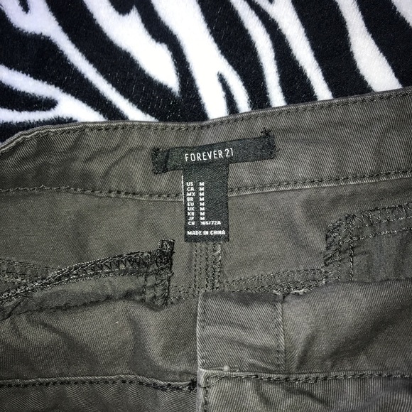 DARK GREY SKIRT - Picture 2 of 3